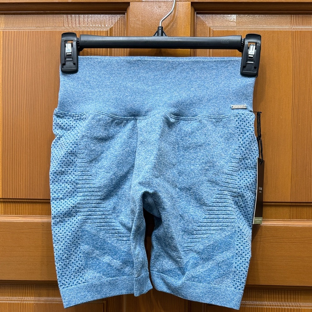 LILIAS Active Blue Scrunch Bike Shorts